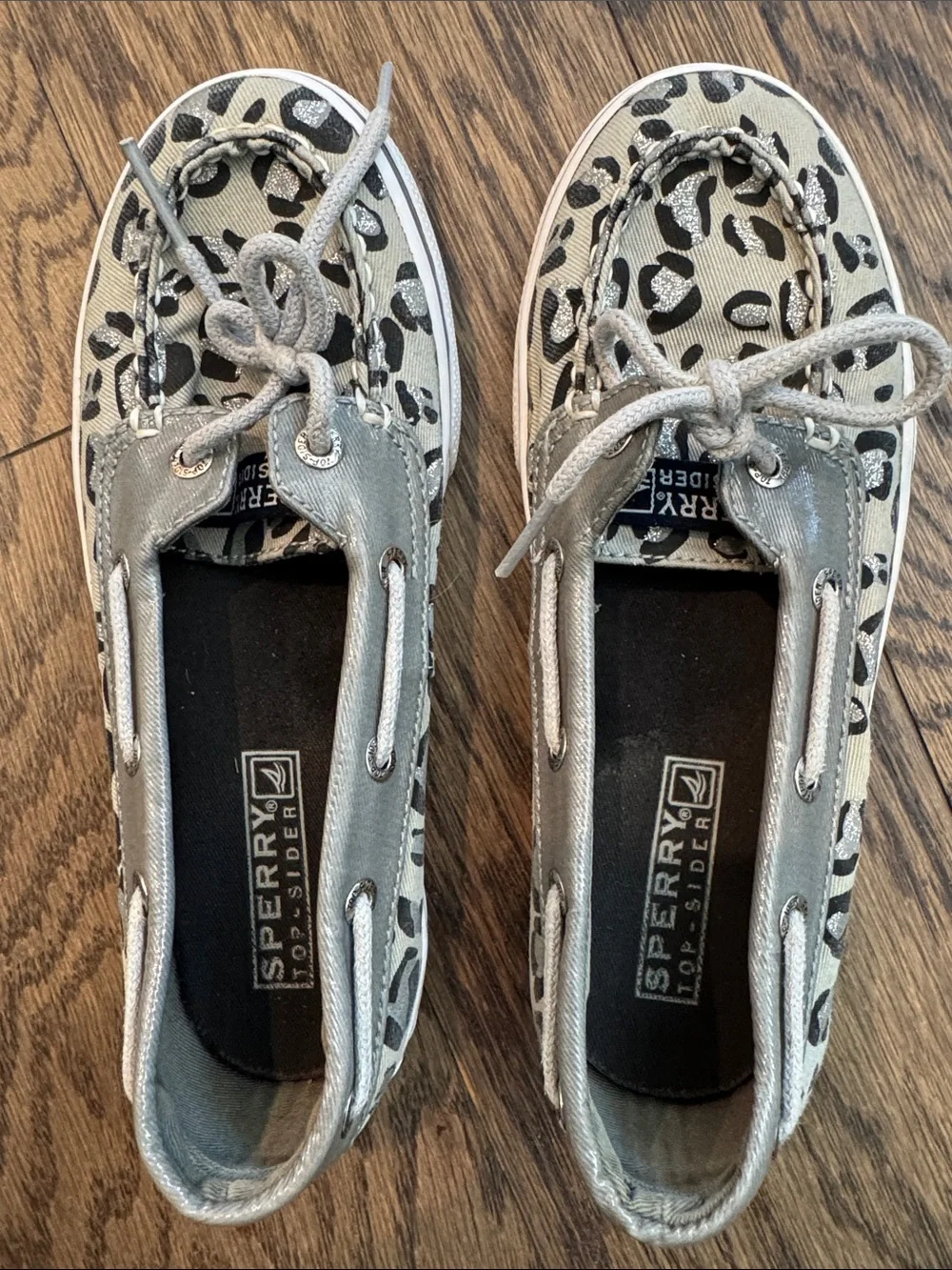 Sperry Kids Leopard Moccasin Boat Shoes !
